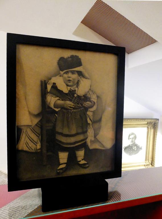 Family Secrets Santo Andre Santa Maria da Feira